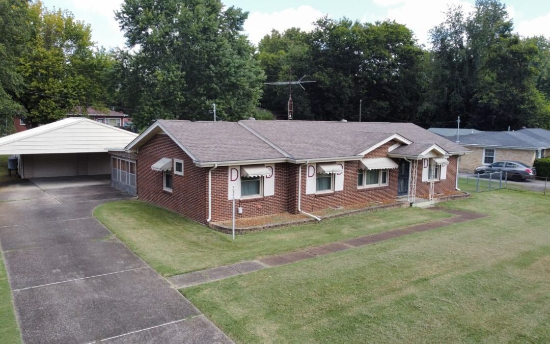 Brick Home & Lot • Detached Garage • Concrete Drive • Lincoln Navigator • Diamond Ring • Pers. Prop.