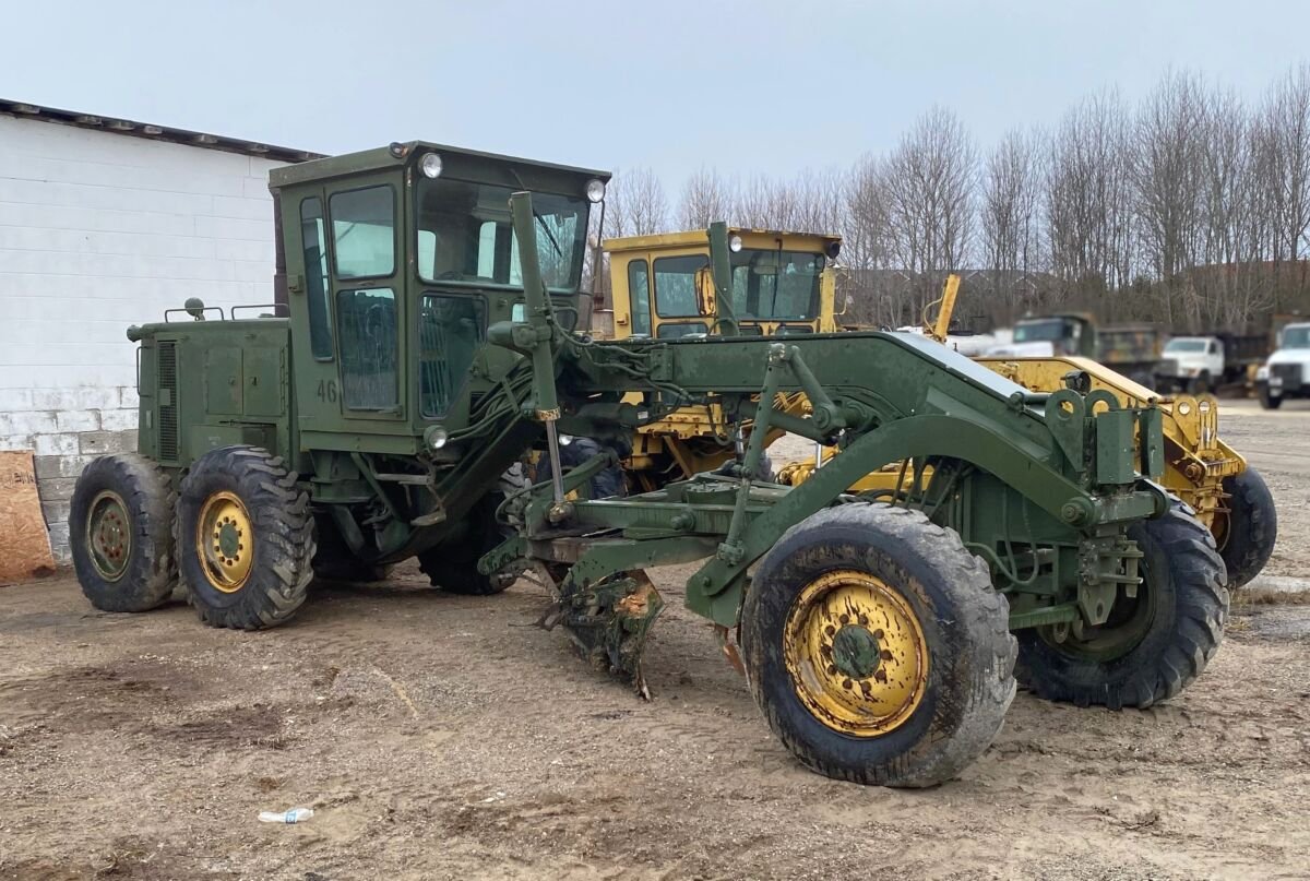 Overton County TN Surplus Equipment • Graders • Dump Trucks • Pickup Trucks • Dodge Durango