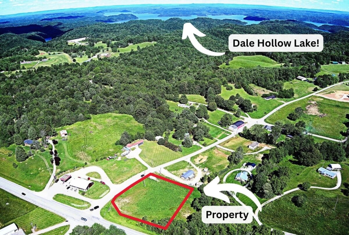 1+/- Acre • Commercial/Residential • Near Dale Hollow Lake